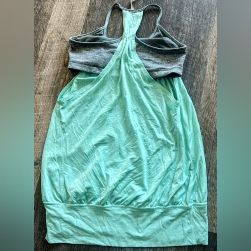 Lululemon 'No Limits' Tank w/ Built in Bra, Mint & Grey Sz8 - Picture 2 of 2